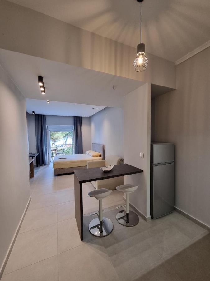 Estrella Rooms Nea Kallikrateia Kültér fotó