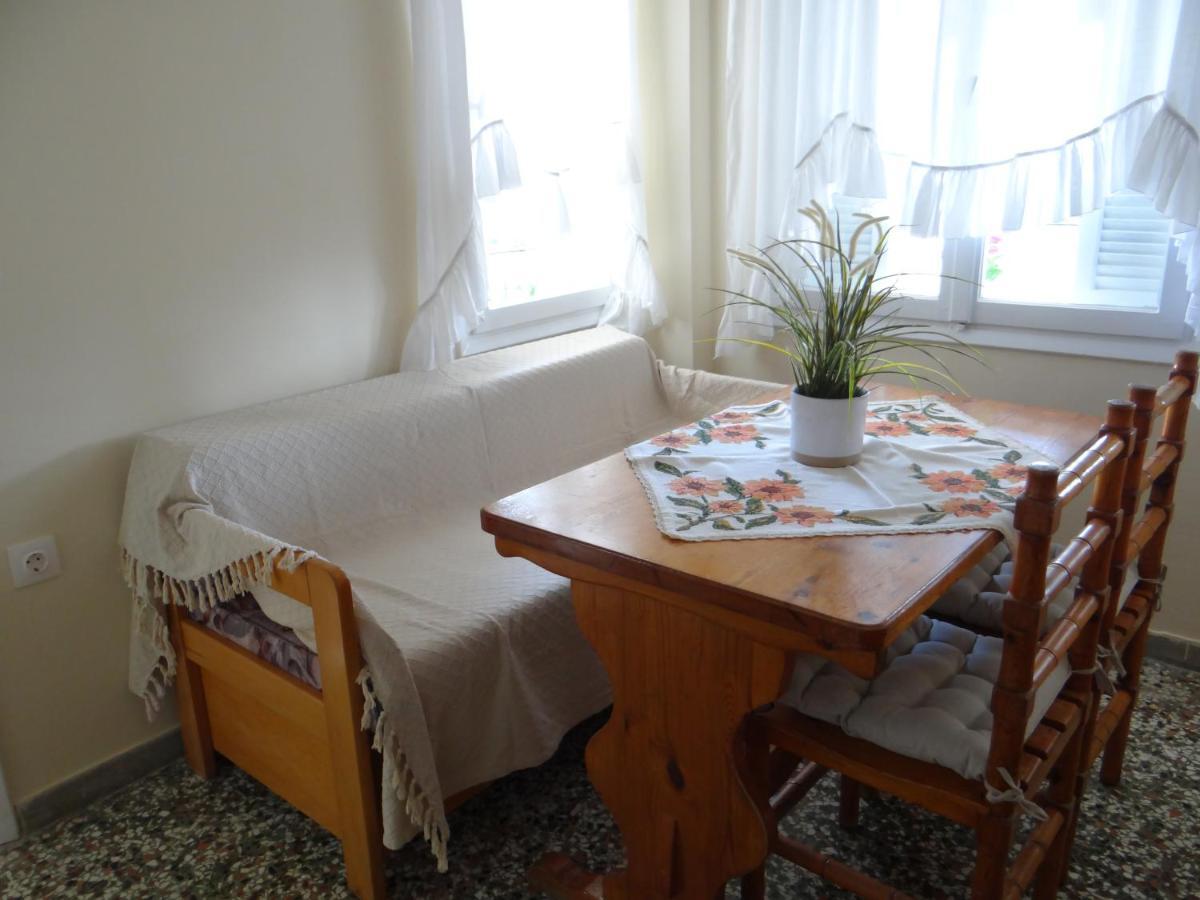 Estrella Rooms Nea Kallikrateia Kültér fotó