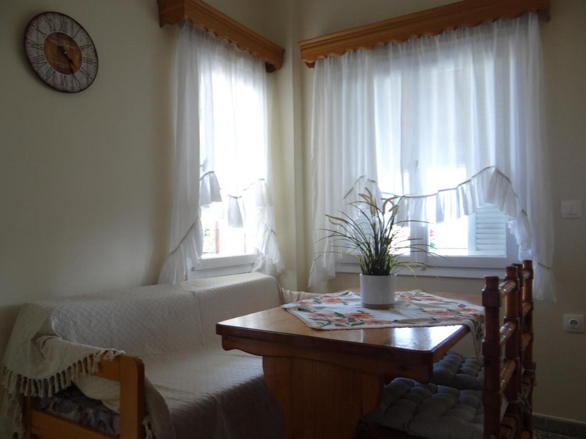 Estrella Rooms Nea Kallikrateia Kültér fotó